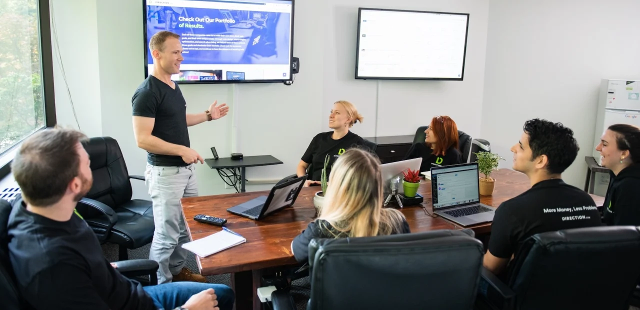 direction-team-working-on-strategy-seo