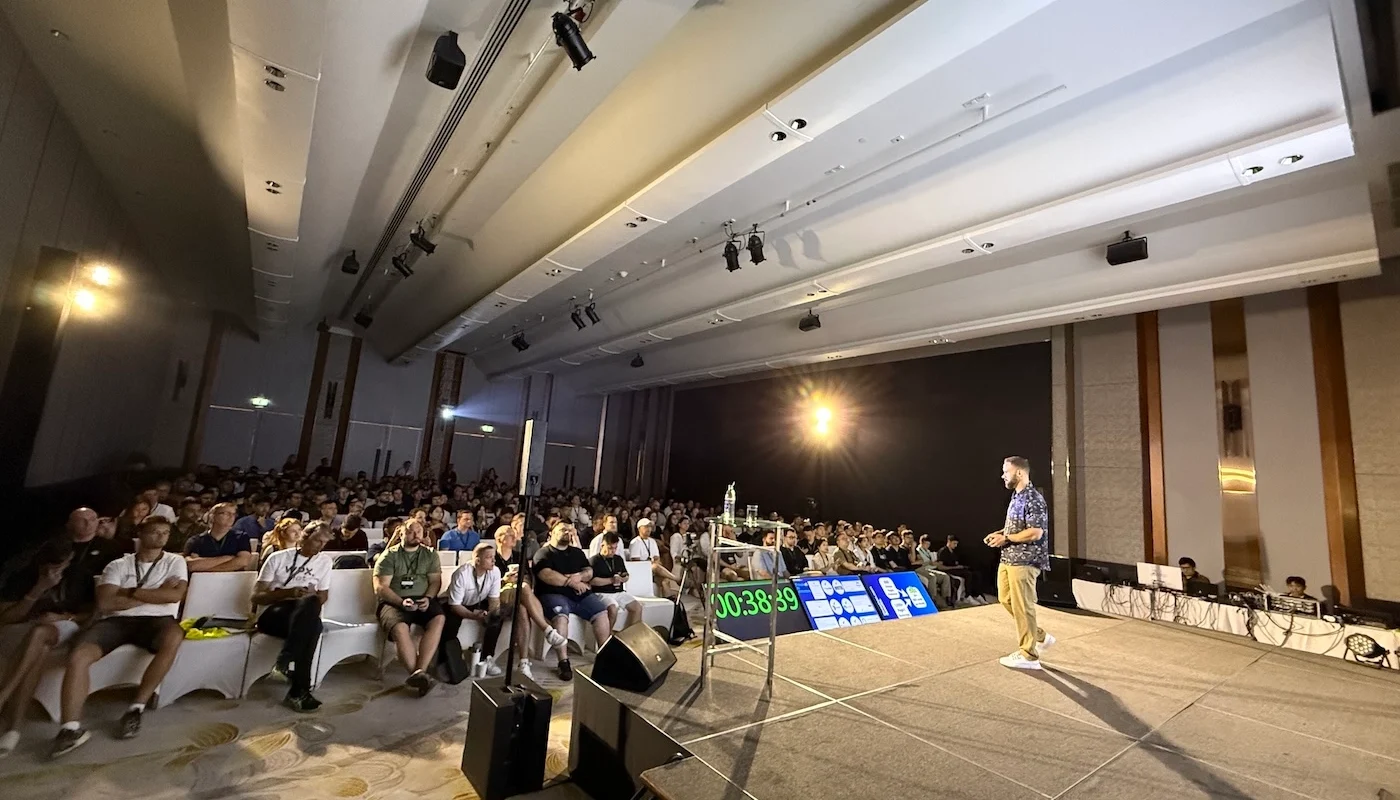 chris-kirksey-on-stage